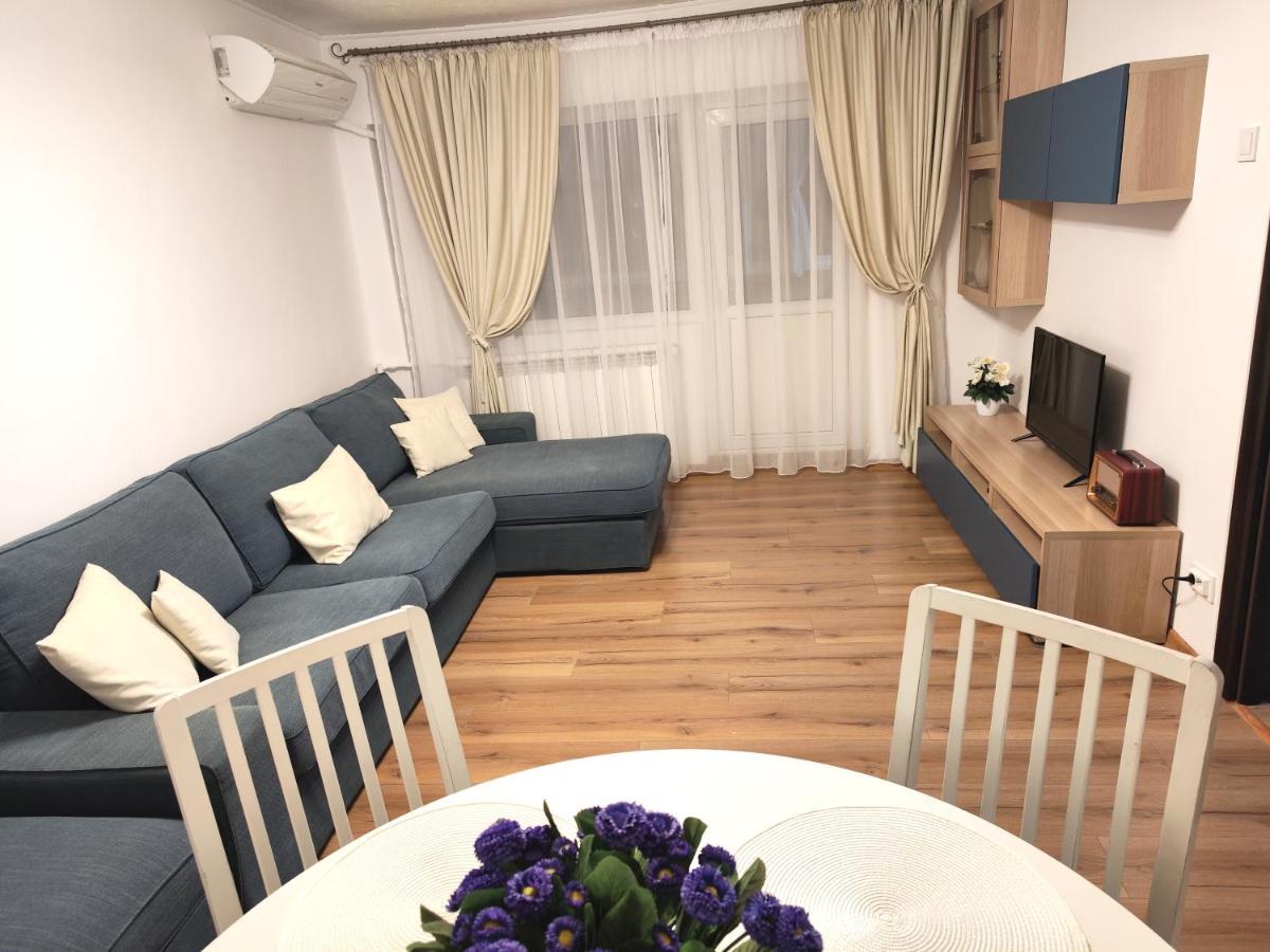 Platinum Apartment - Apartament Cu 3 Camere, 2 Dormitoare, 2 Bai, Bucatarie Complet Utilata, 2 Balcoane Bucharest Exterior photo